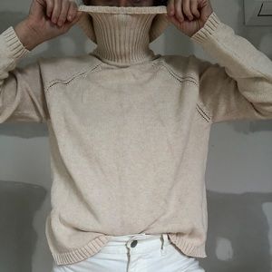 Cotton turtleneck sweater